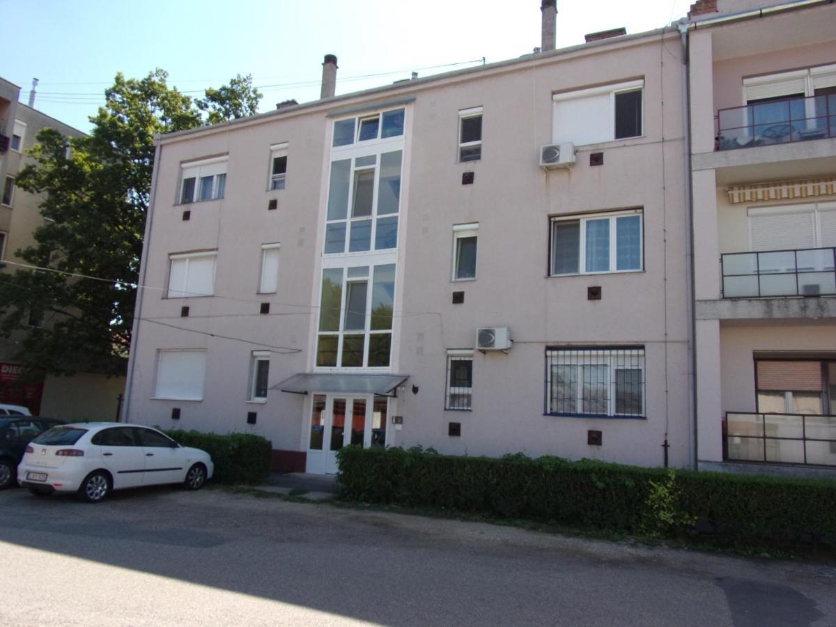 Ferienwohnung Matilda Apartman Hajdúszoboszló Exterior foto