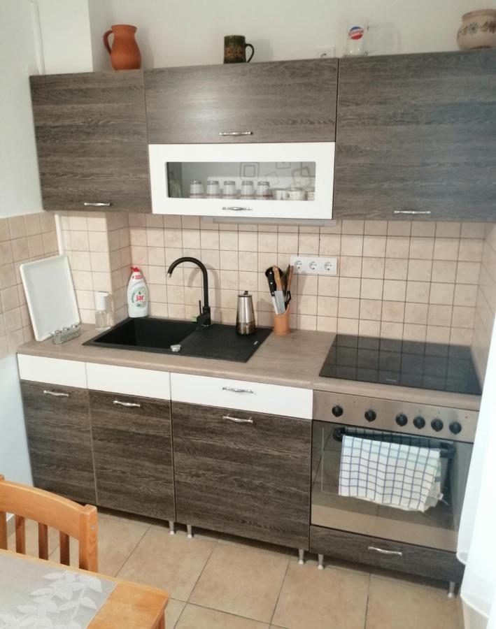 Ferienwohnung Matilda Apartman Hajdúszoboszló Exterior foto